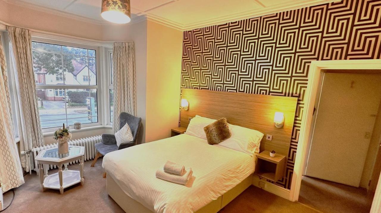 Pine Lodge Hotel & Restaurant مانسفيلد المظهر الخارجي الصورة