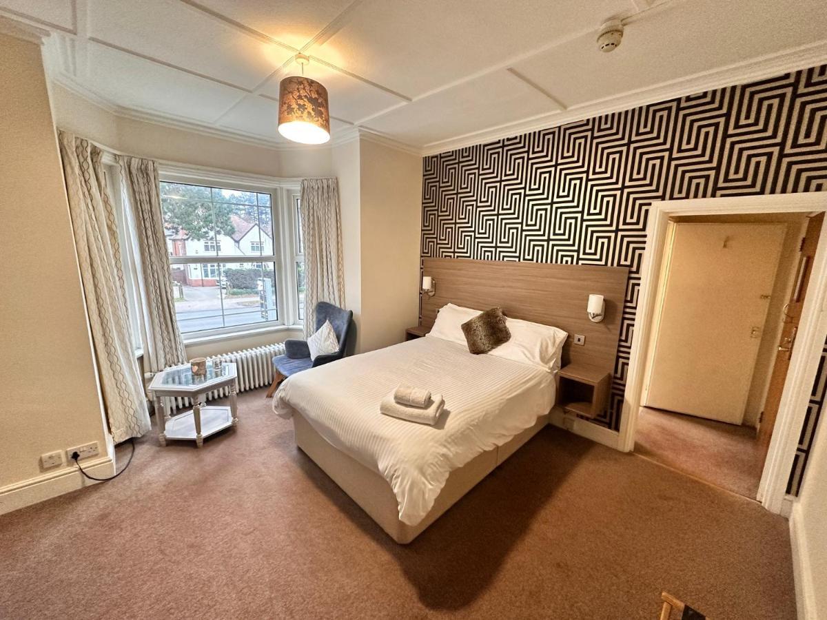 Pine Lodge Hotel & Restaurant مانسفيلد المظهر الخارجي الصورة