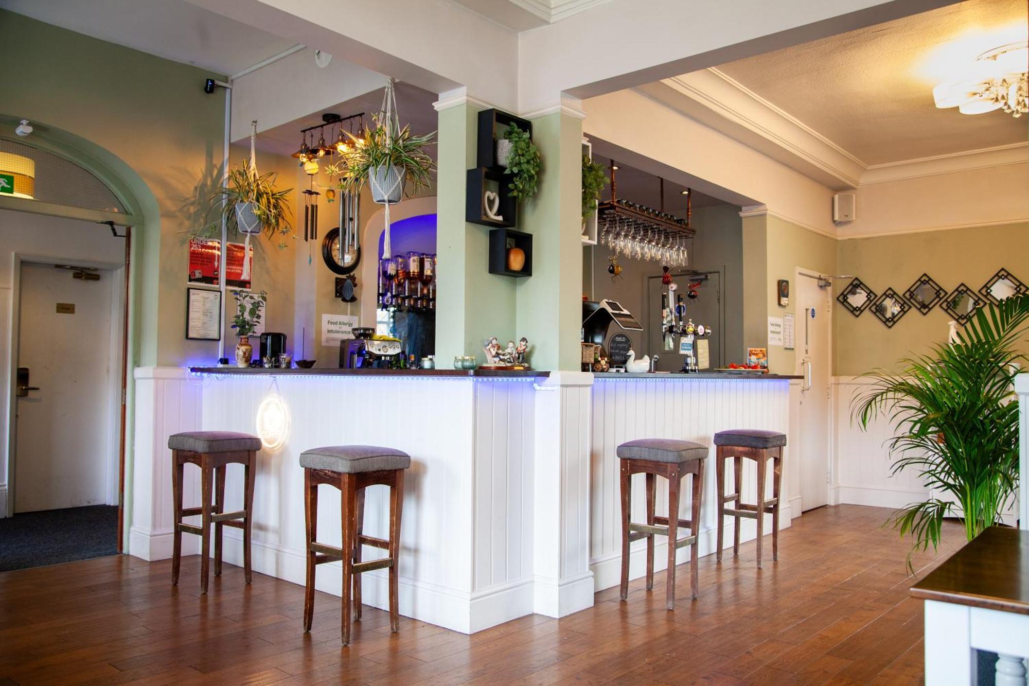 Pine Lodge Hotel & Restaurant مانسفيلد المظهر الخارجي الصورة